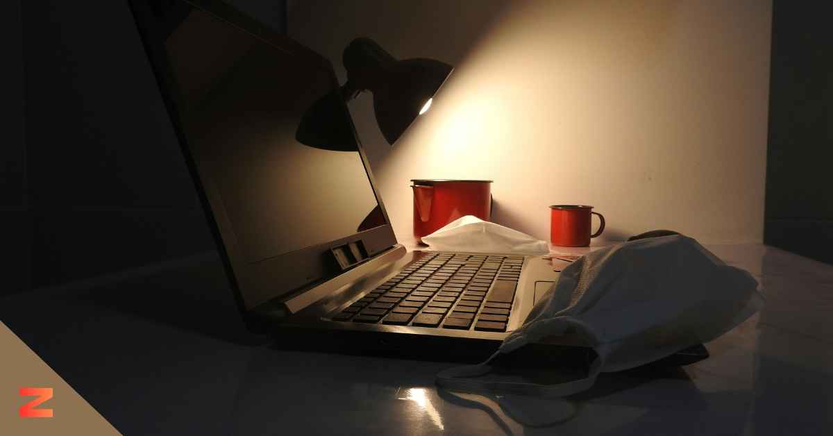 Featured image: Light shadow fro tech worker sleeping during work